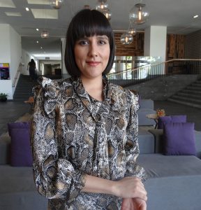 Rosalinda Villanueva Arce compartió las tendencias de la moda para la próxima temporada otoño invierno en la conferencia "Consumidor 2020".
